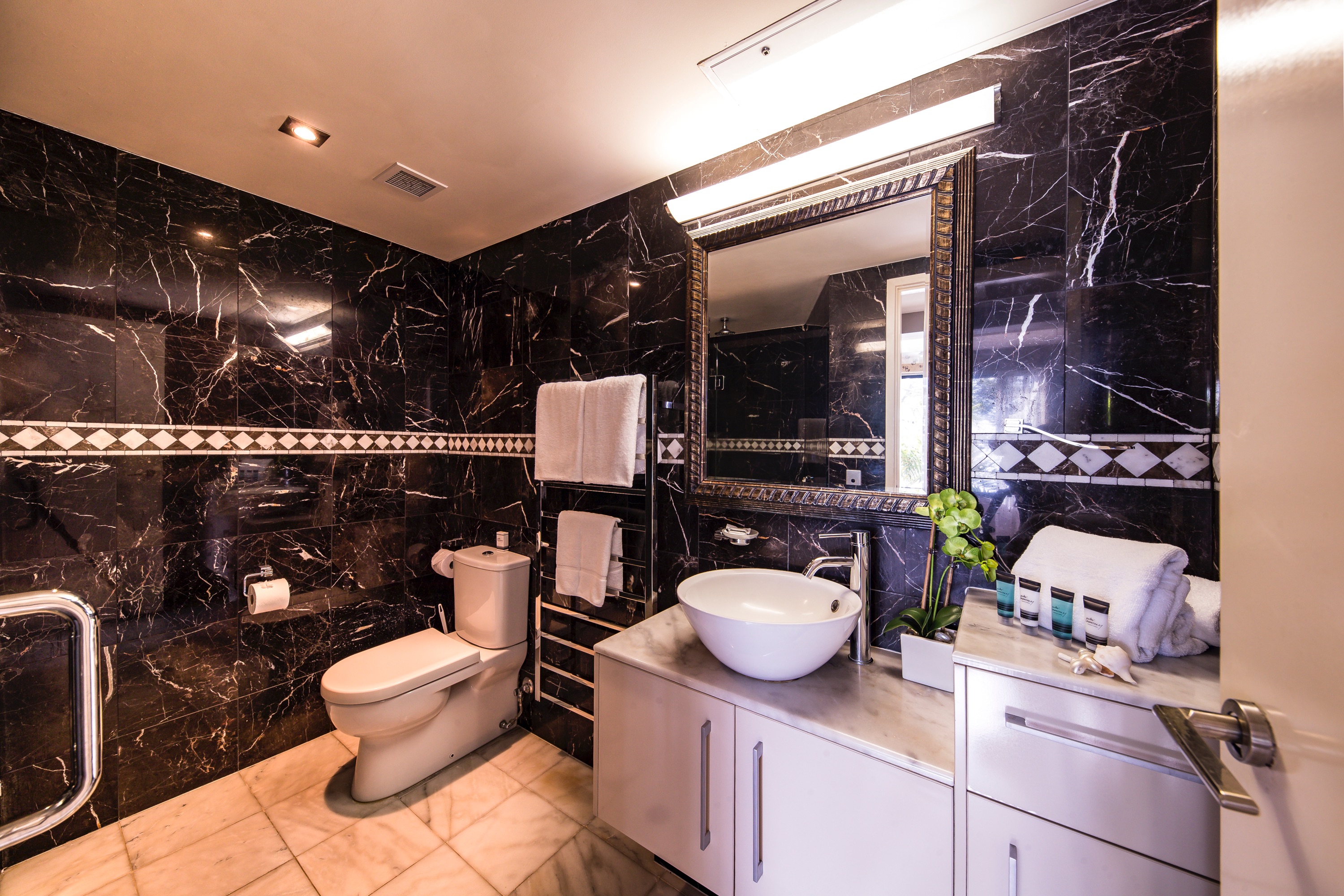 Stay 3 & Save 15% Inc Breakfast