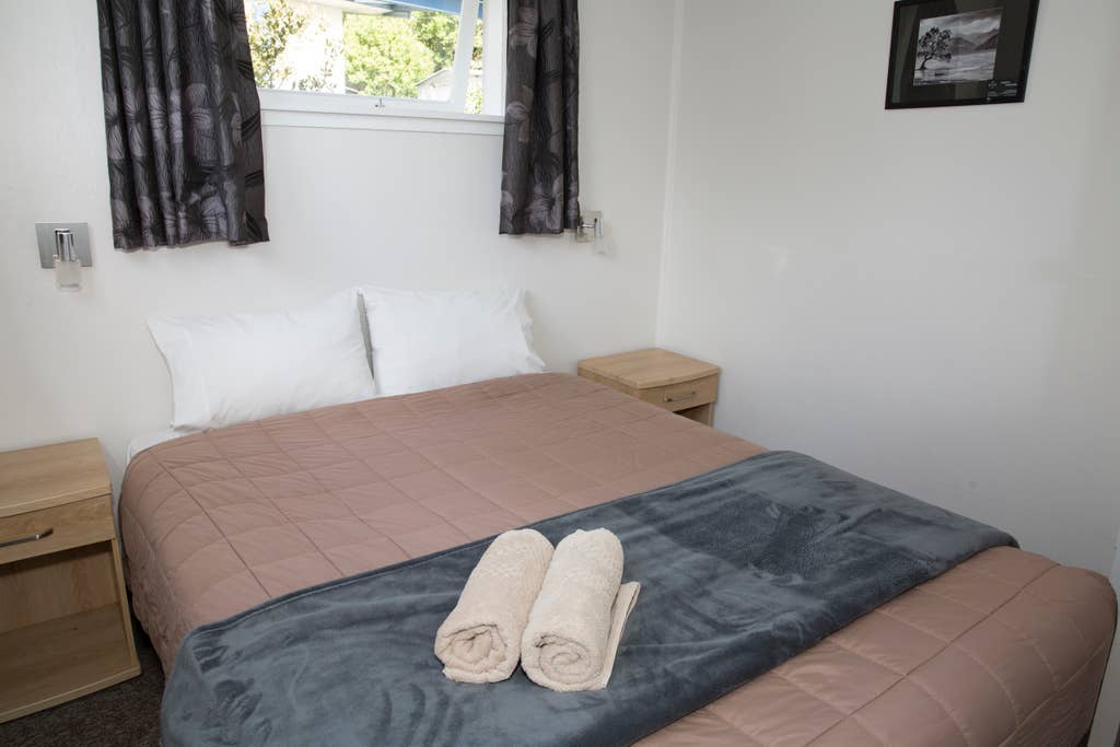 2 Bedroom Unit Sleeps 4