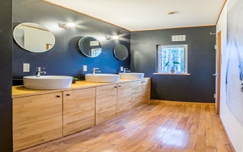 Mountain View 4 Person Room