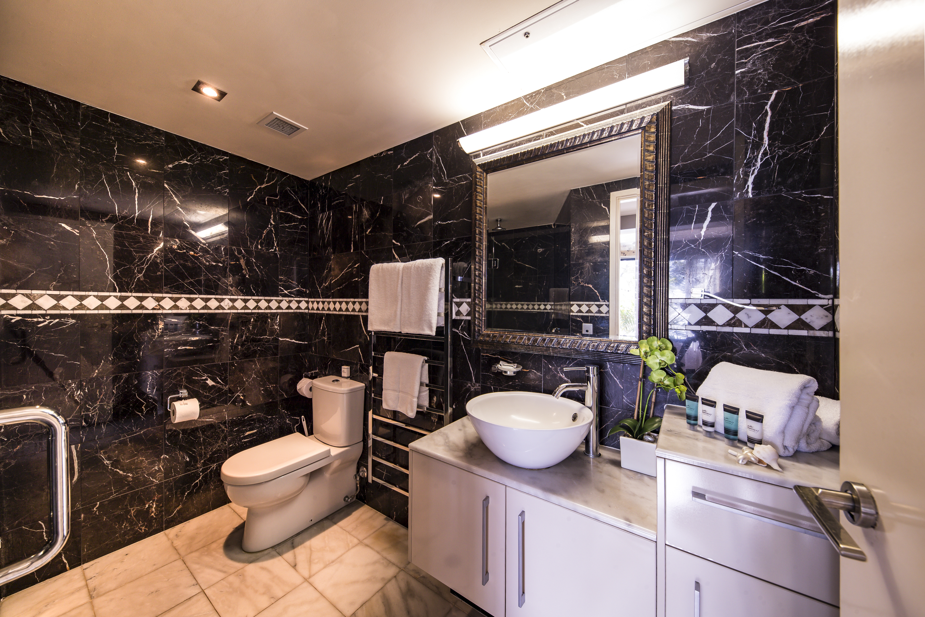 Stay 3 & Save 15% Inc Breakfast