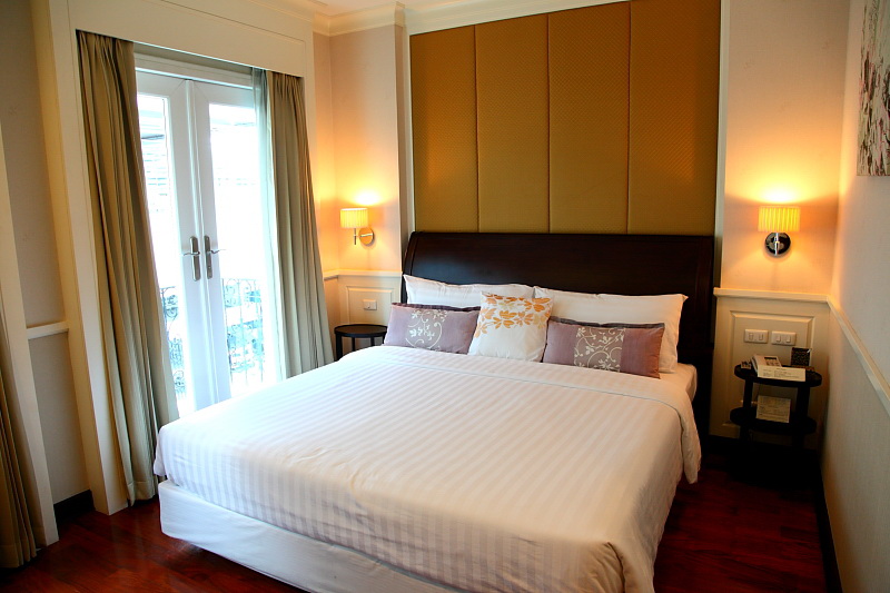 Partial River View Room