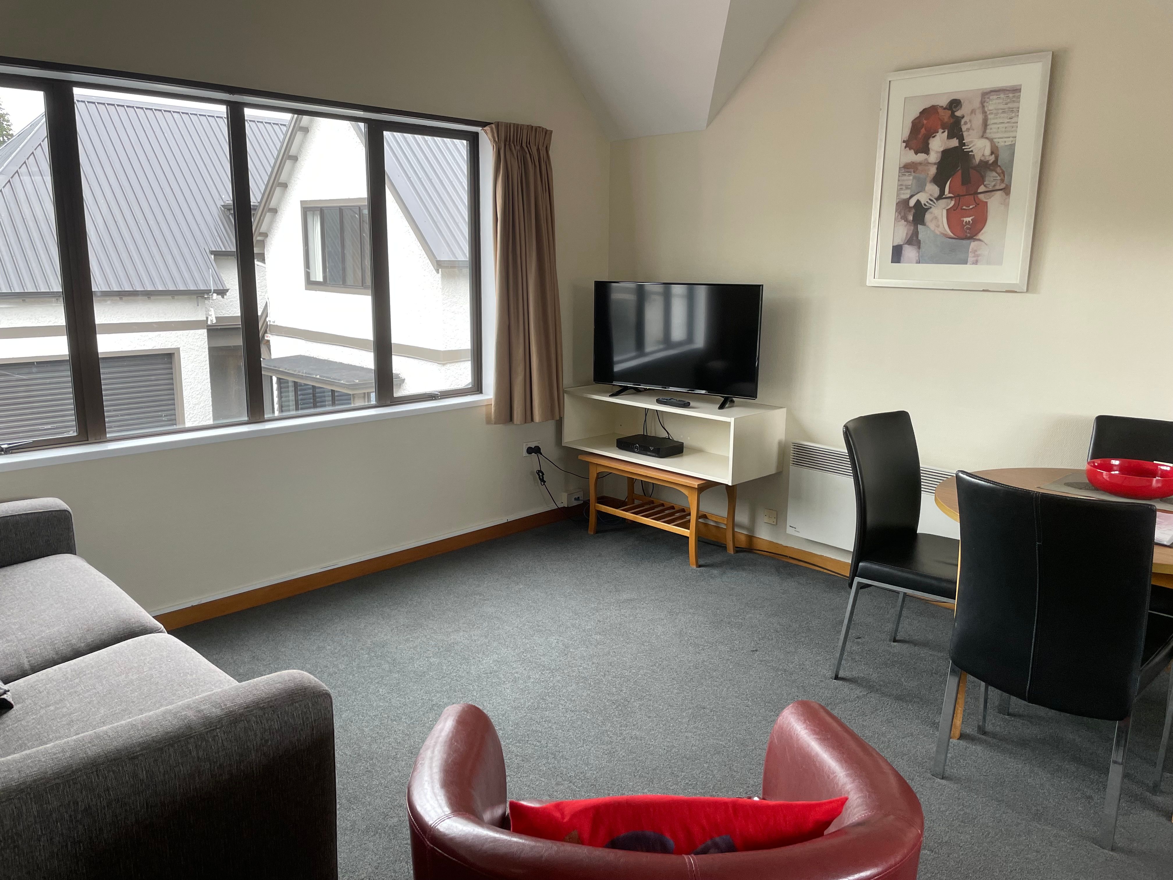 One Bedroom First Floor