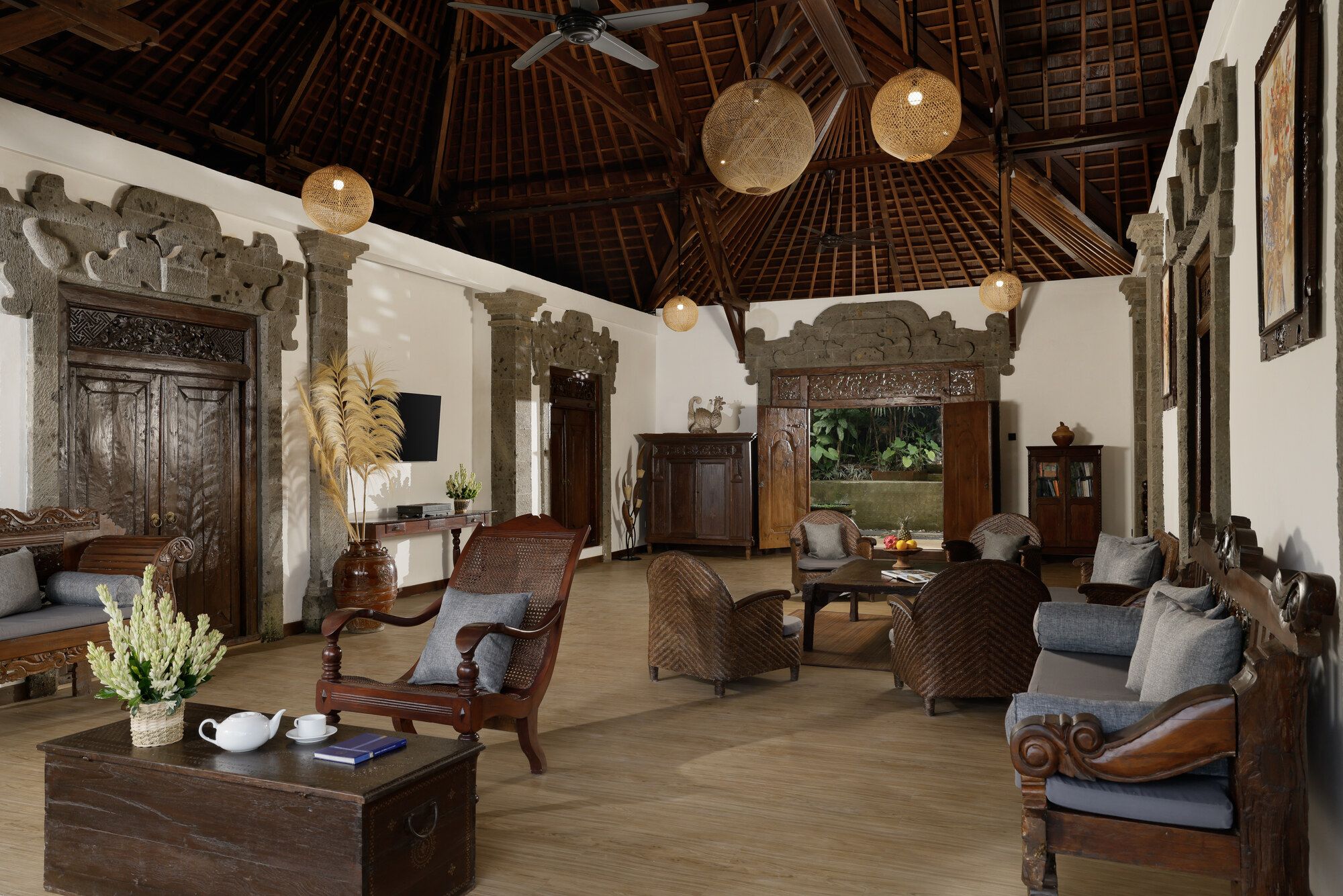 Last Minute Escape: Up to 30% OFF