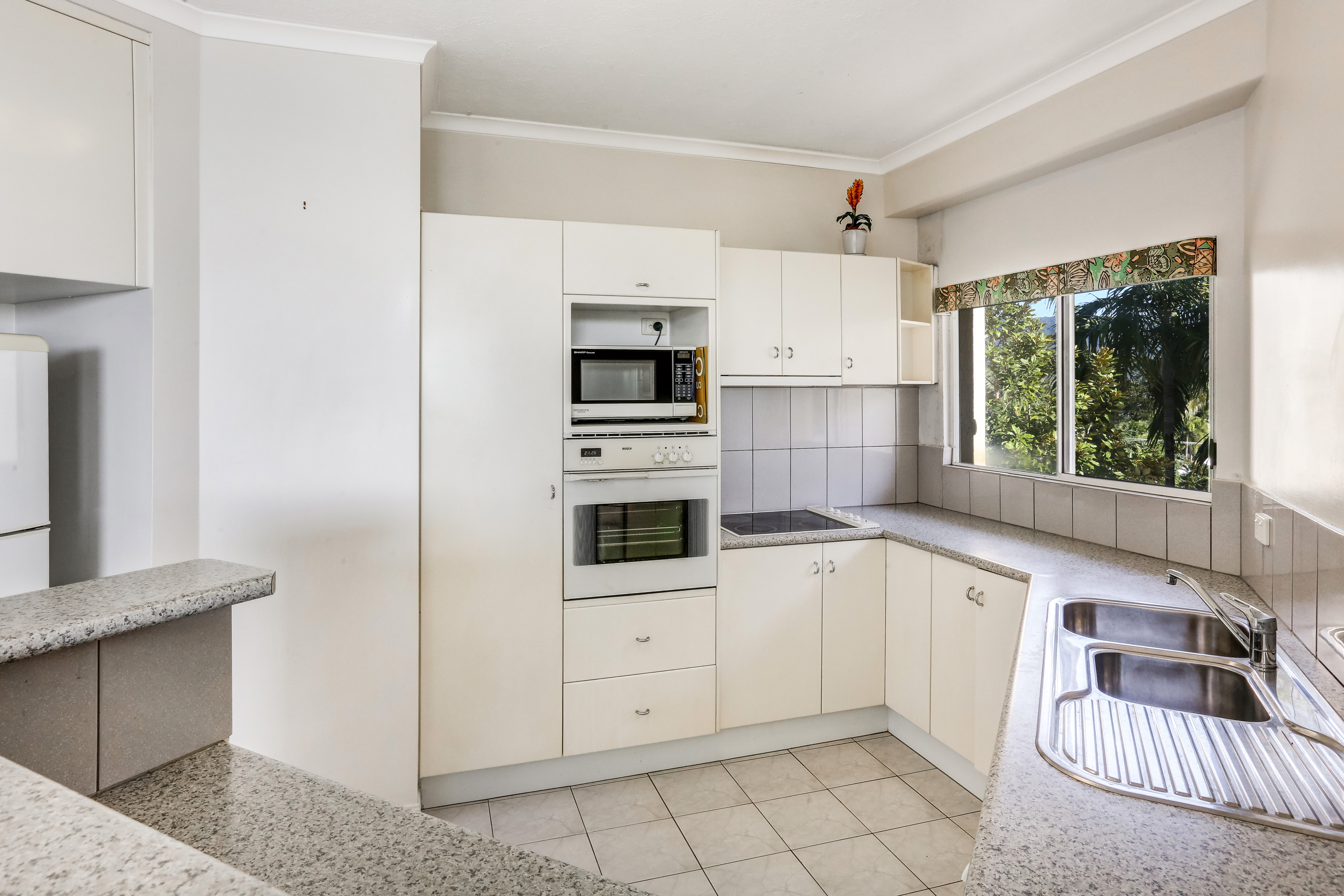 3 night stay  - 2 Bedroom Ocean View