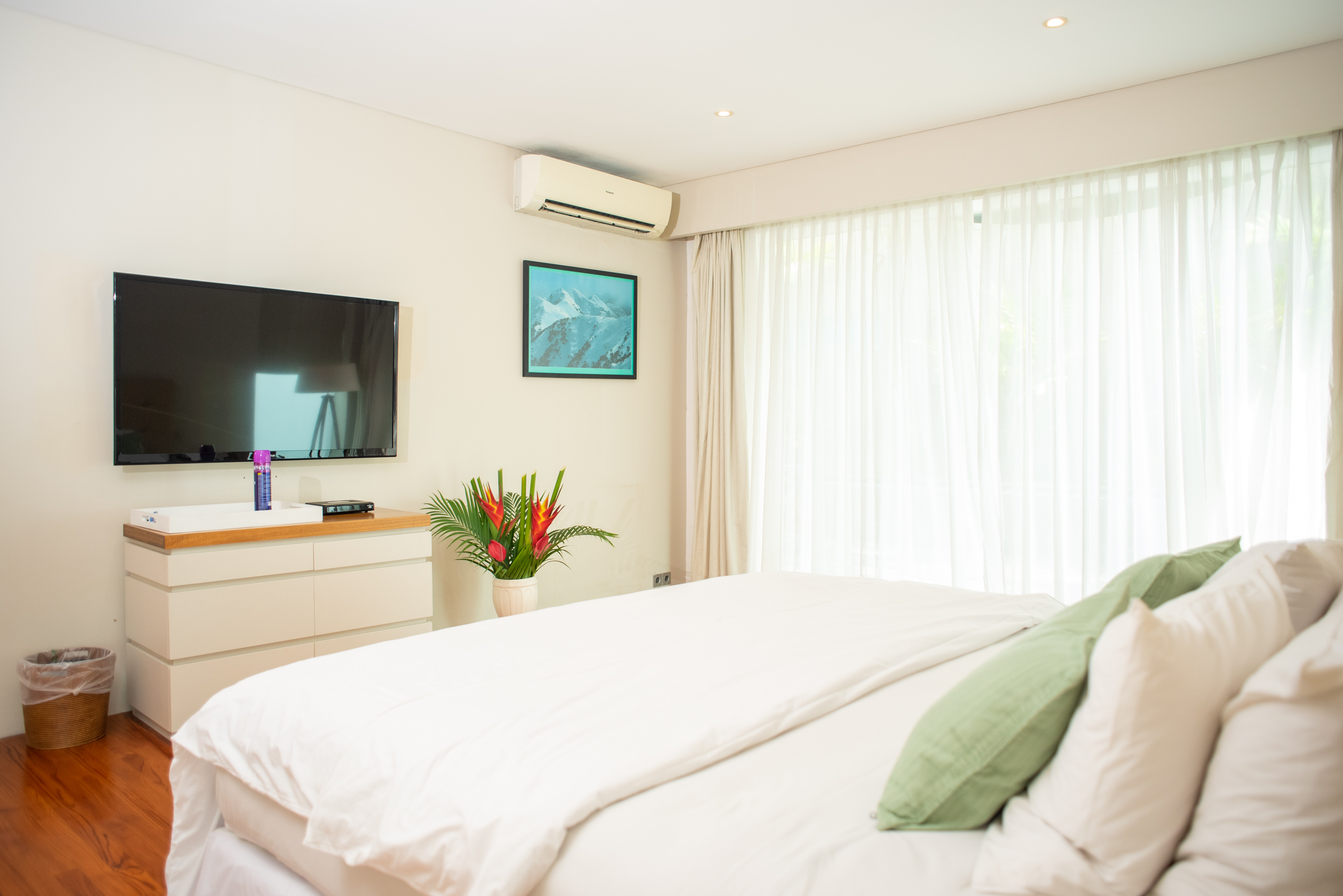 1 Bedroom Penthouse Apartment