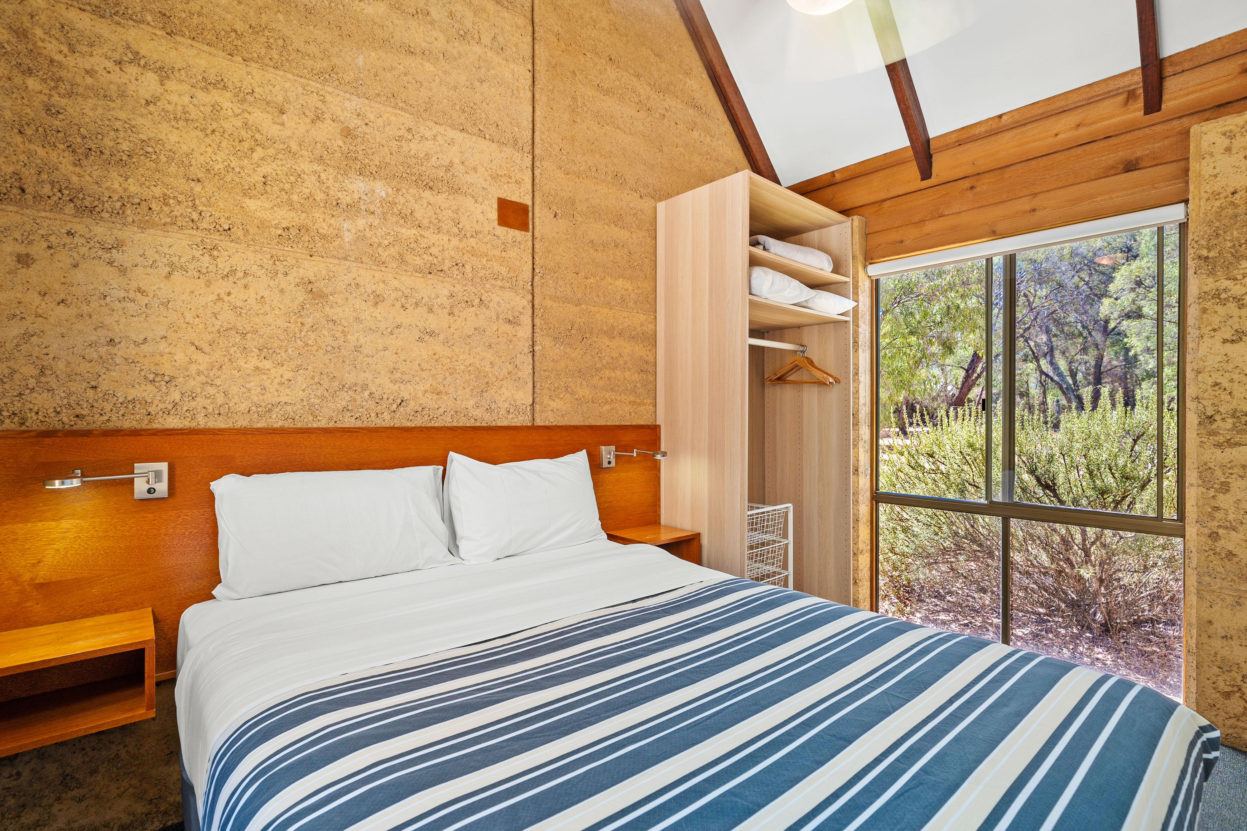 Couples/Small Family Cottage - Standard Rate