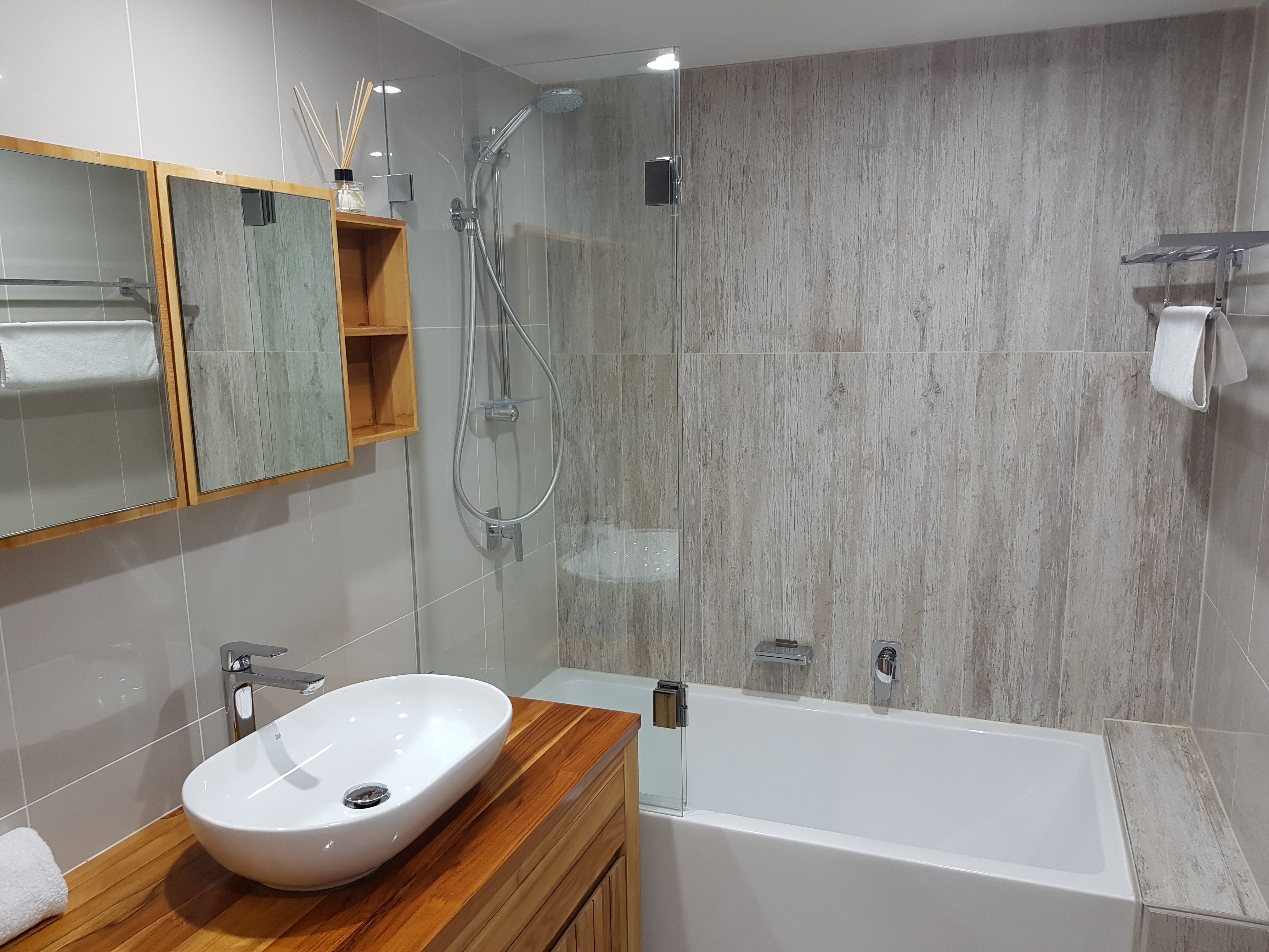 2 Bedroom Deluxe - 1Q 1Db 3N