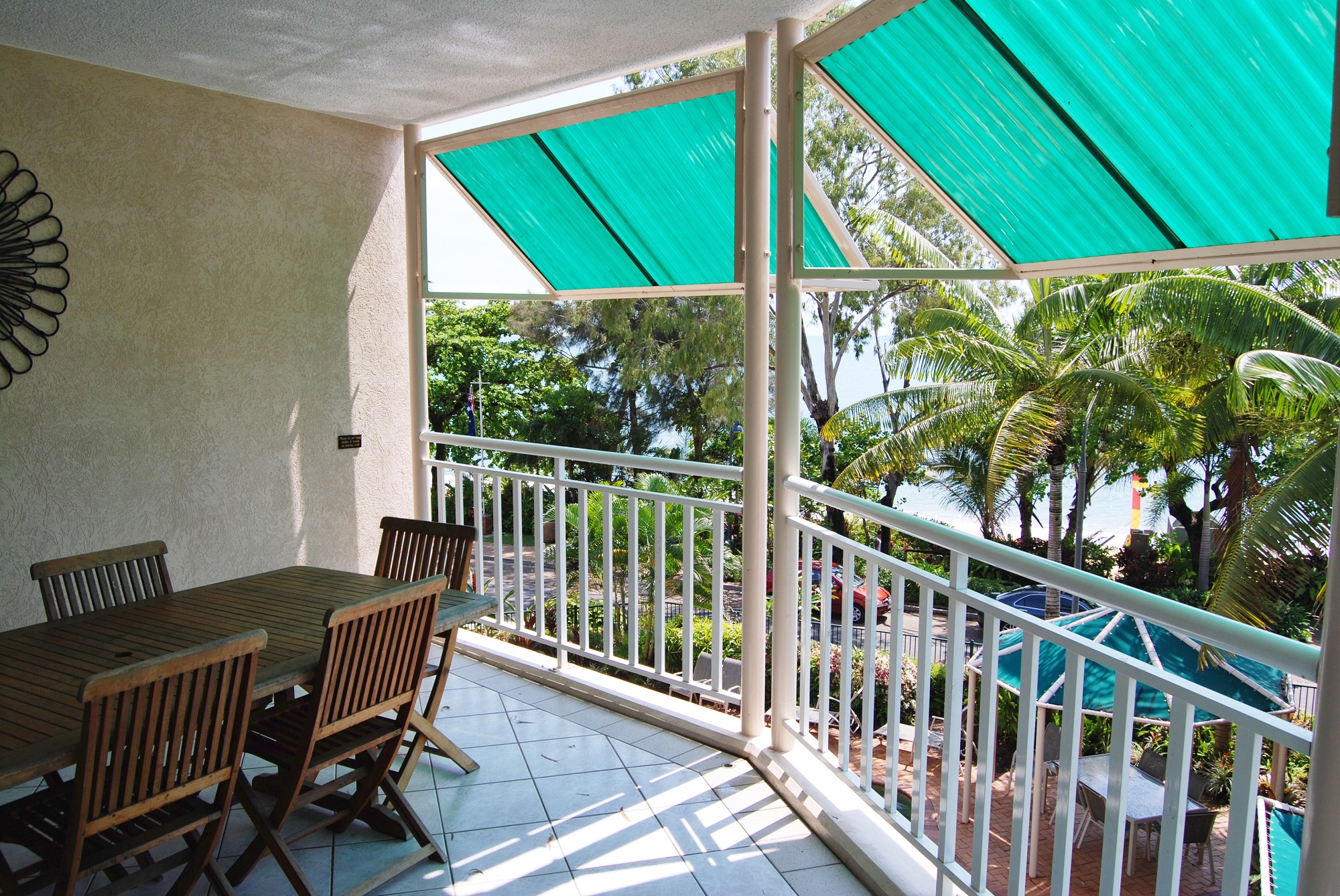 3 Night Stay - 2 Bedroom Beachfront Apartment