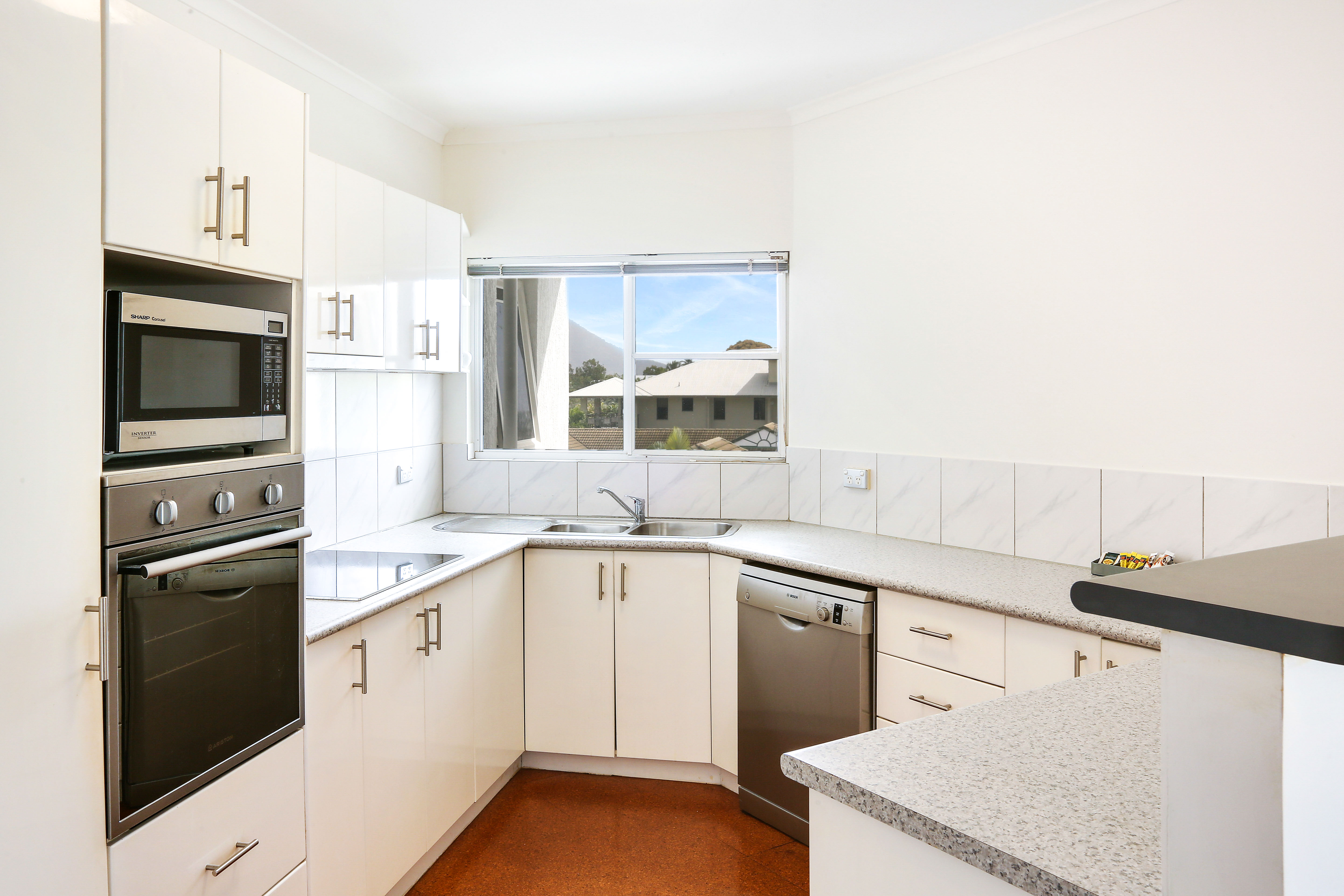 3 night stay - 2 Bedroom Garden View