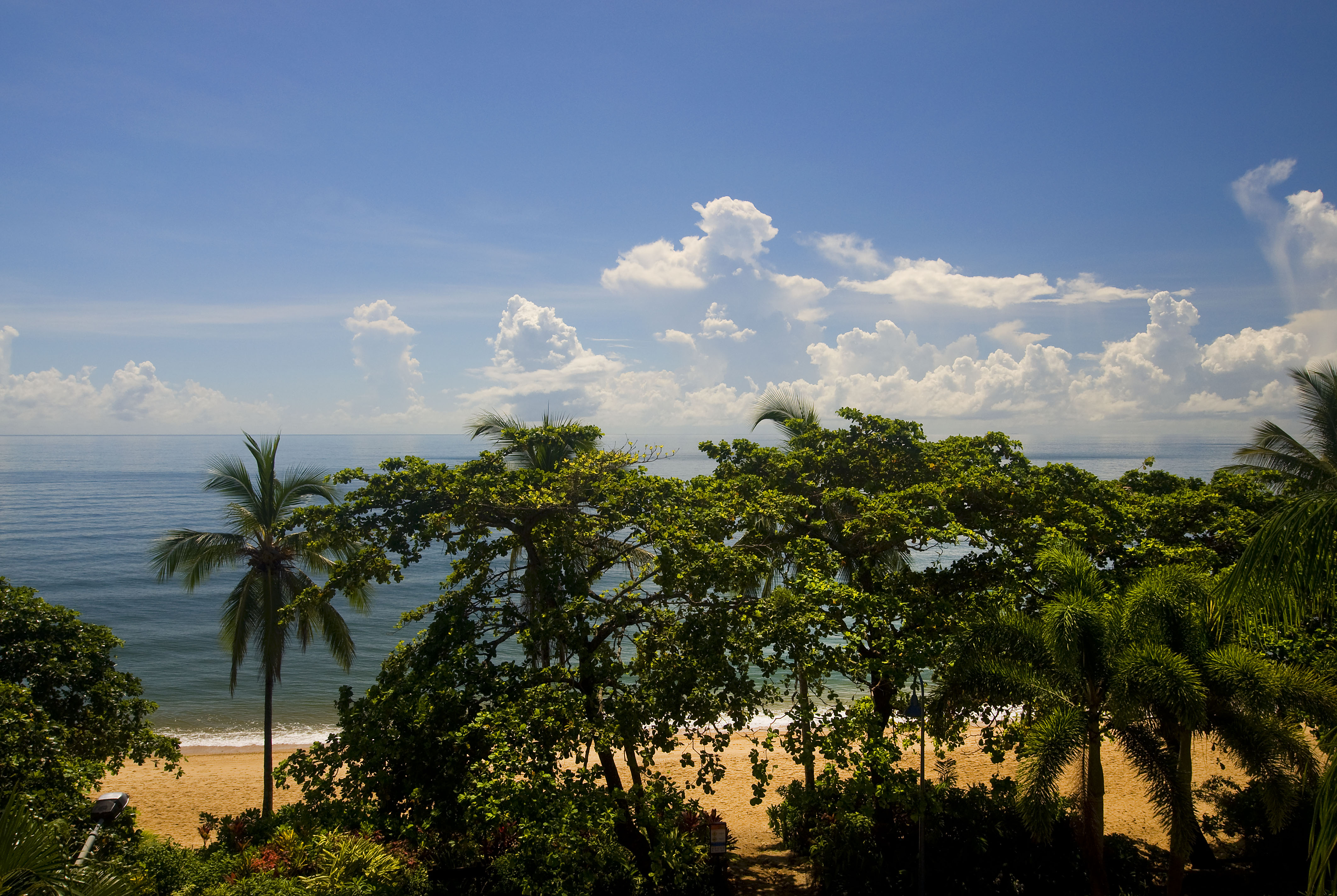 3 night stay - 3 Bedroom Beachfront