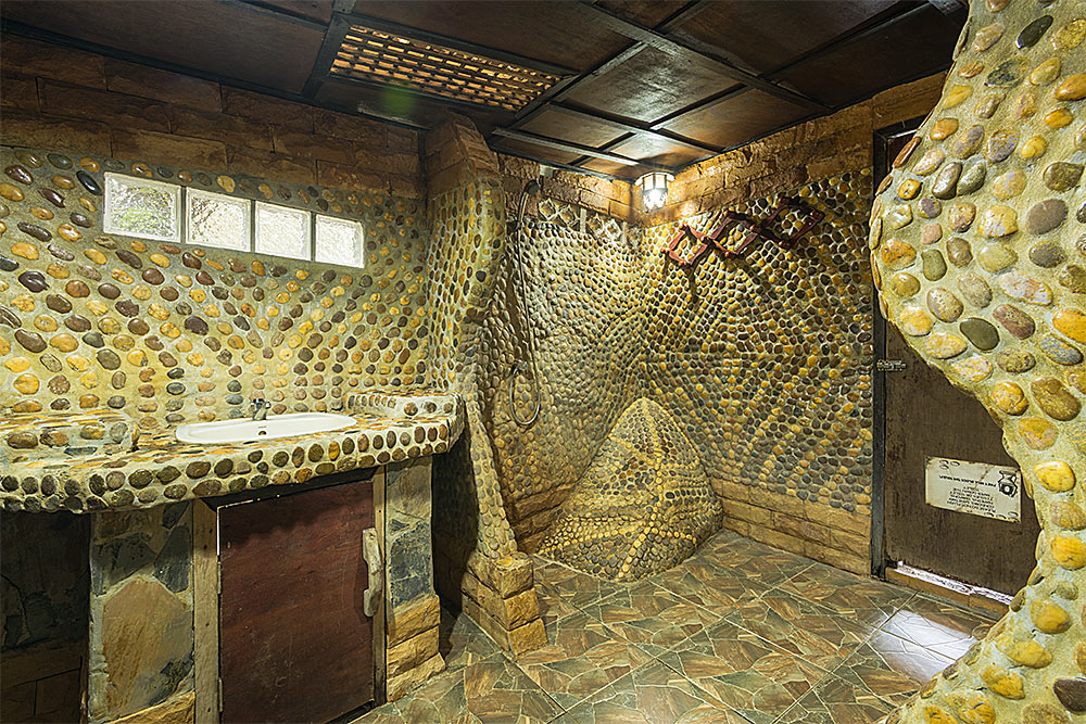 Bungalows on the Rocks