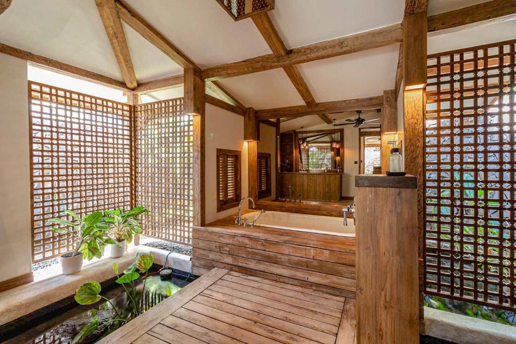 Villa Oscar Standard