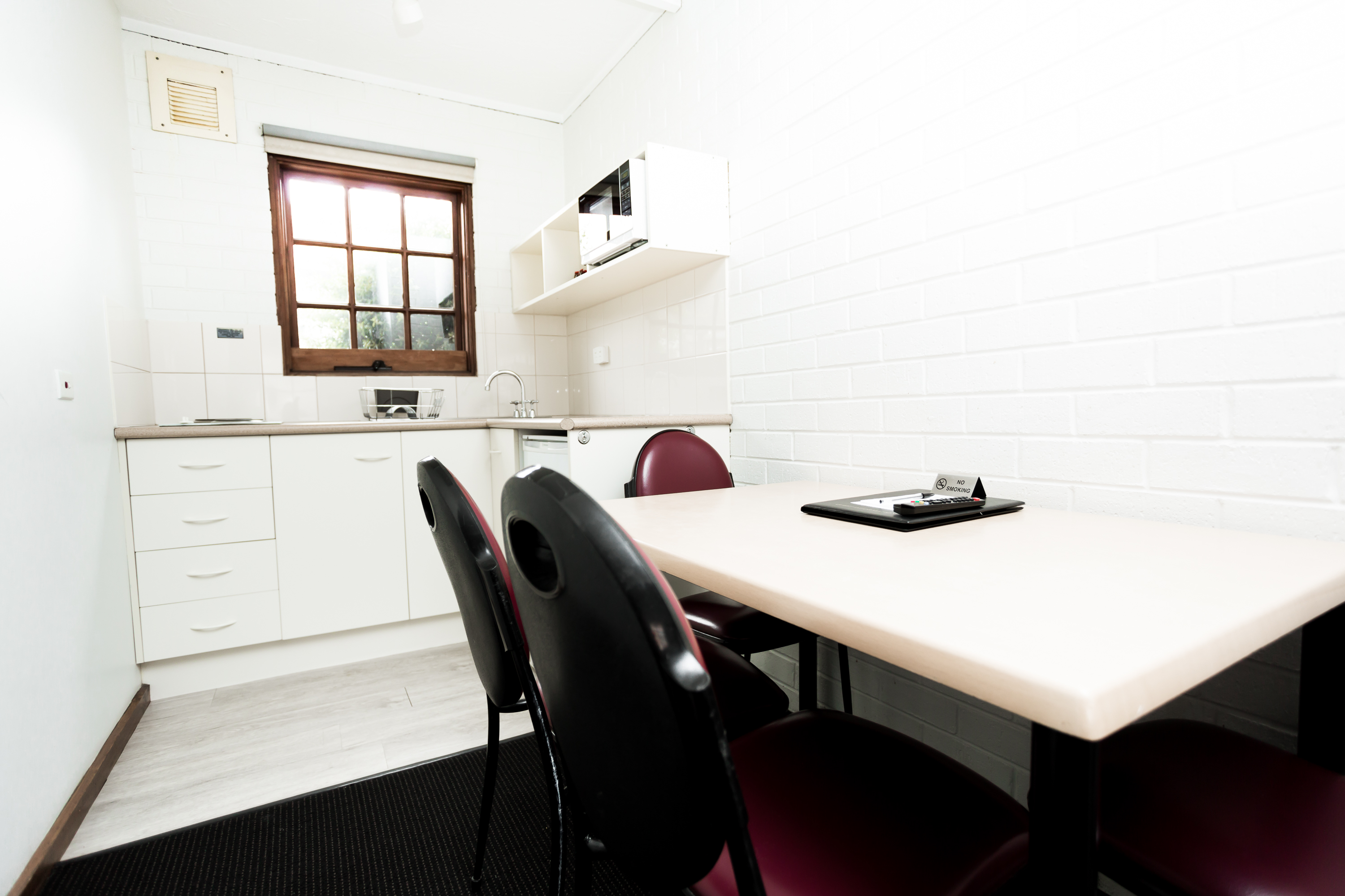 2 Bedroom Single Level Apartment