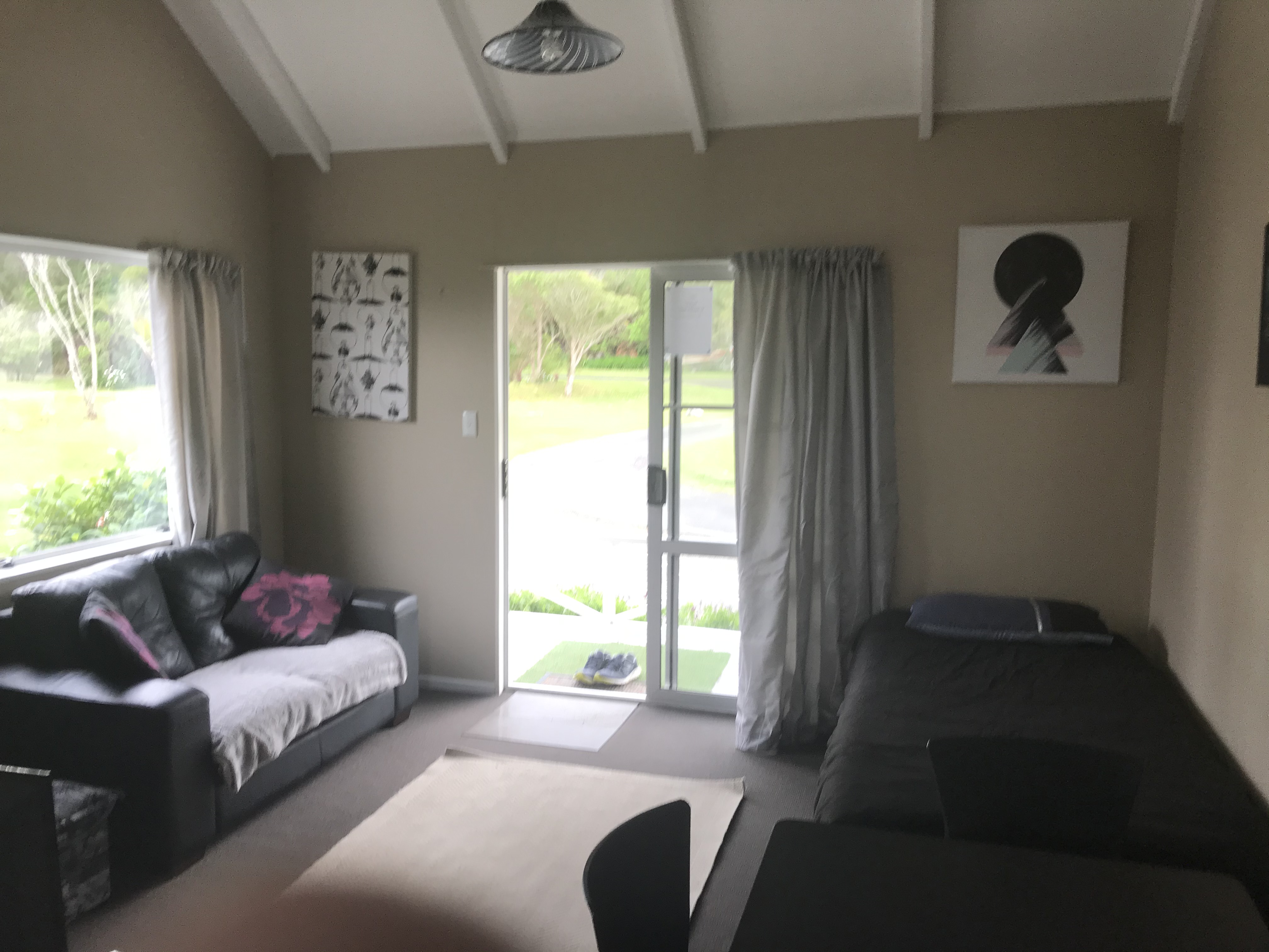 Cabins 3 & 6 - Three Guests