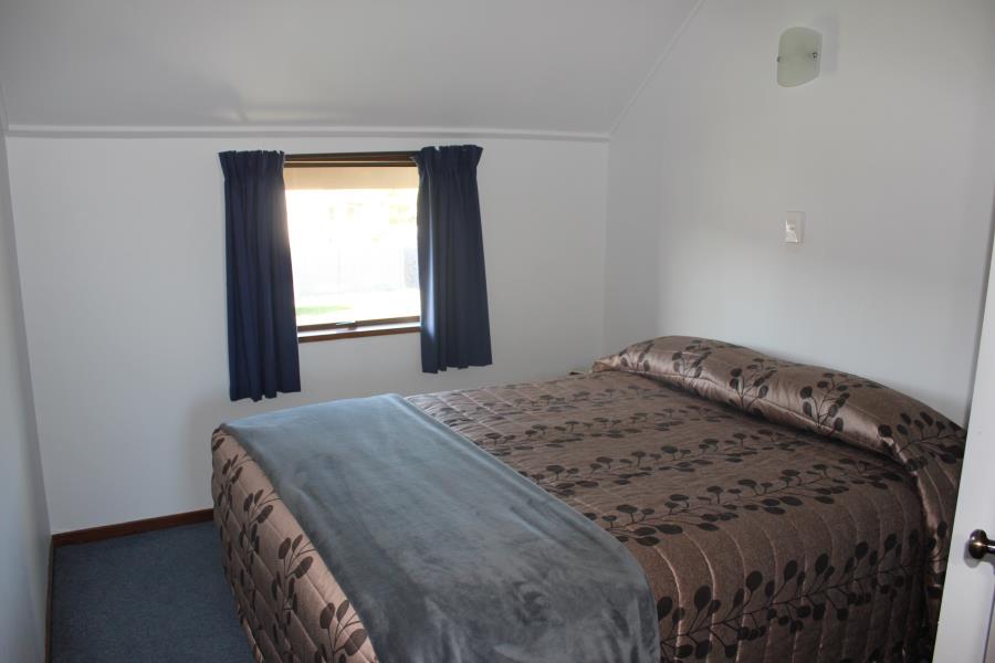 One Bedroom With Kitchen