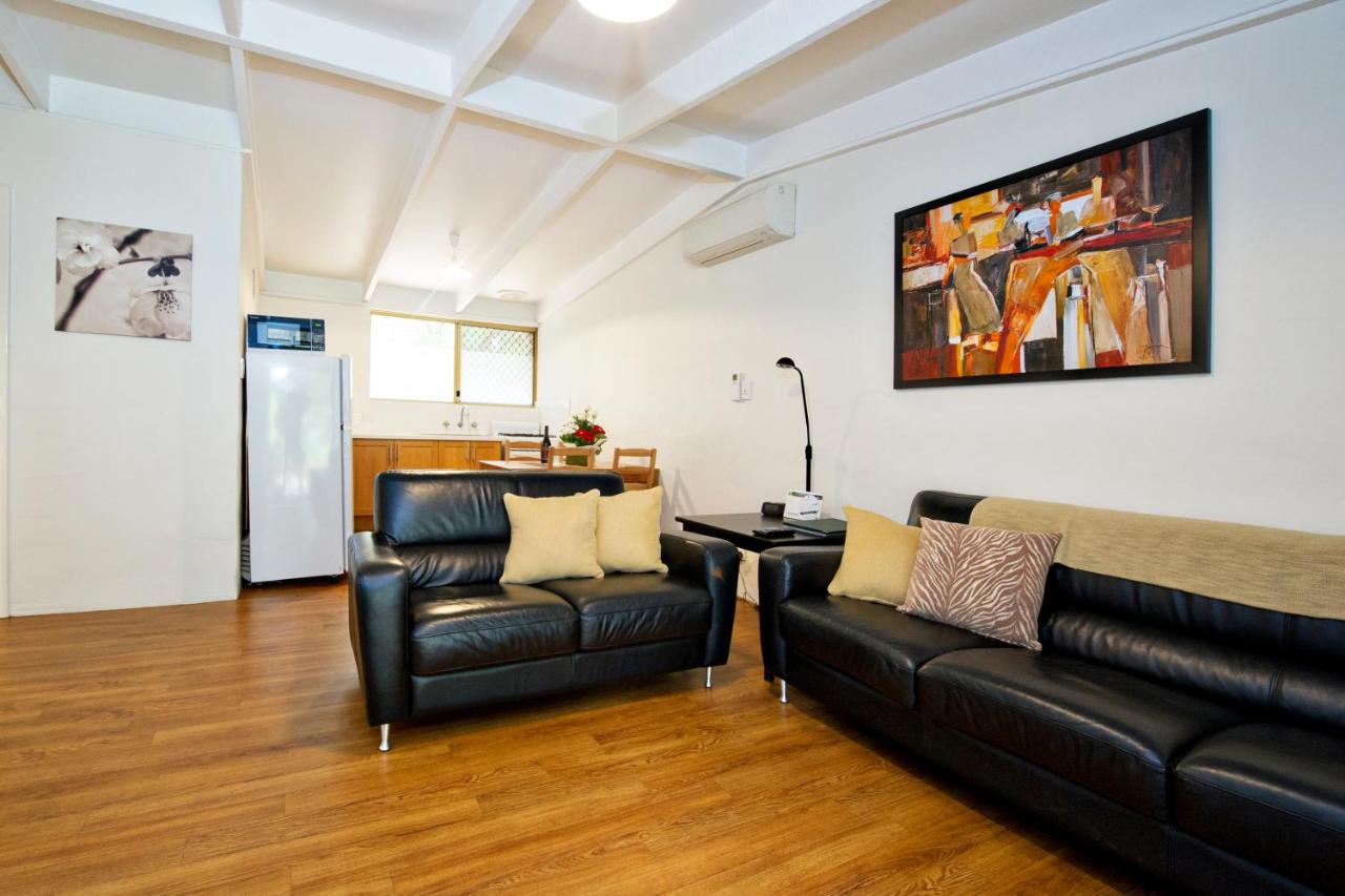 Couples Cottage - Standard Rate