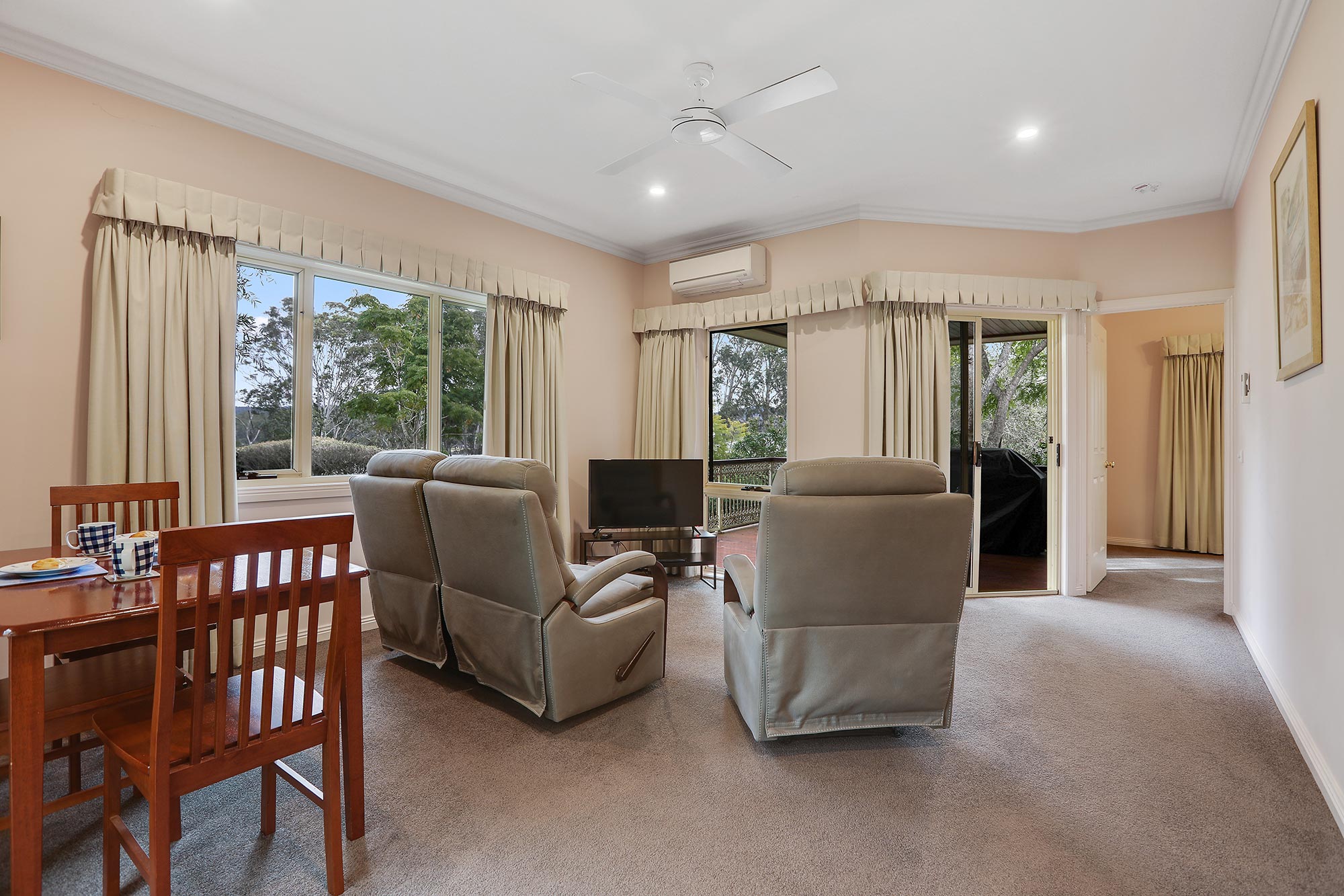 Extended Stay Couples