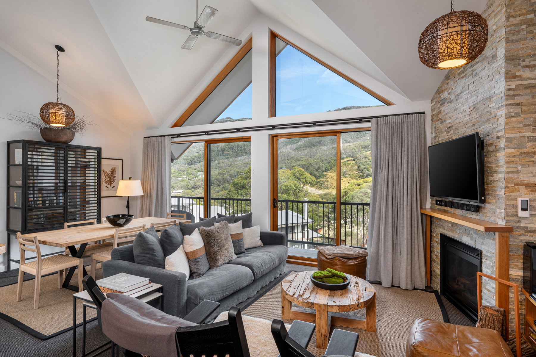 2 Bedroom and Loft - 2 night minimum