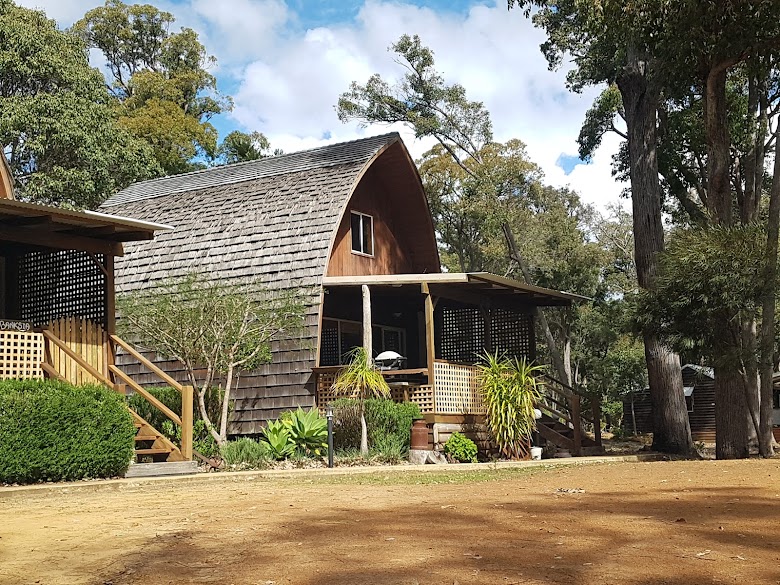 Cedar Cabin - with private hot tub