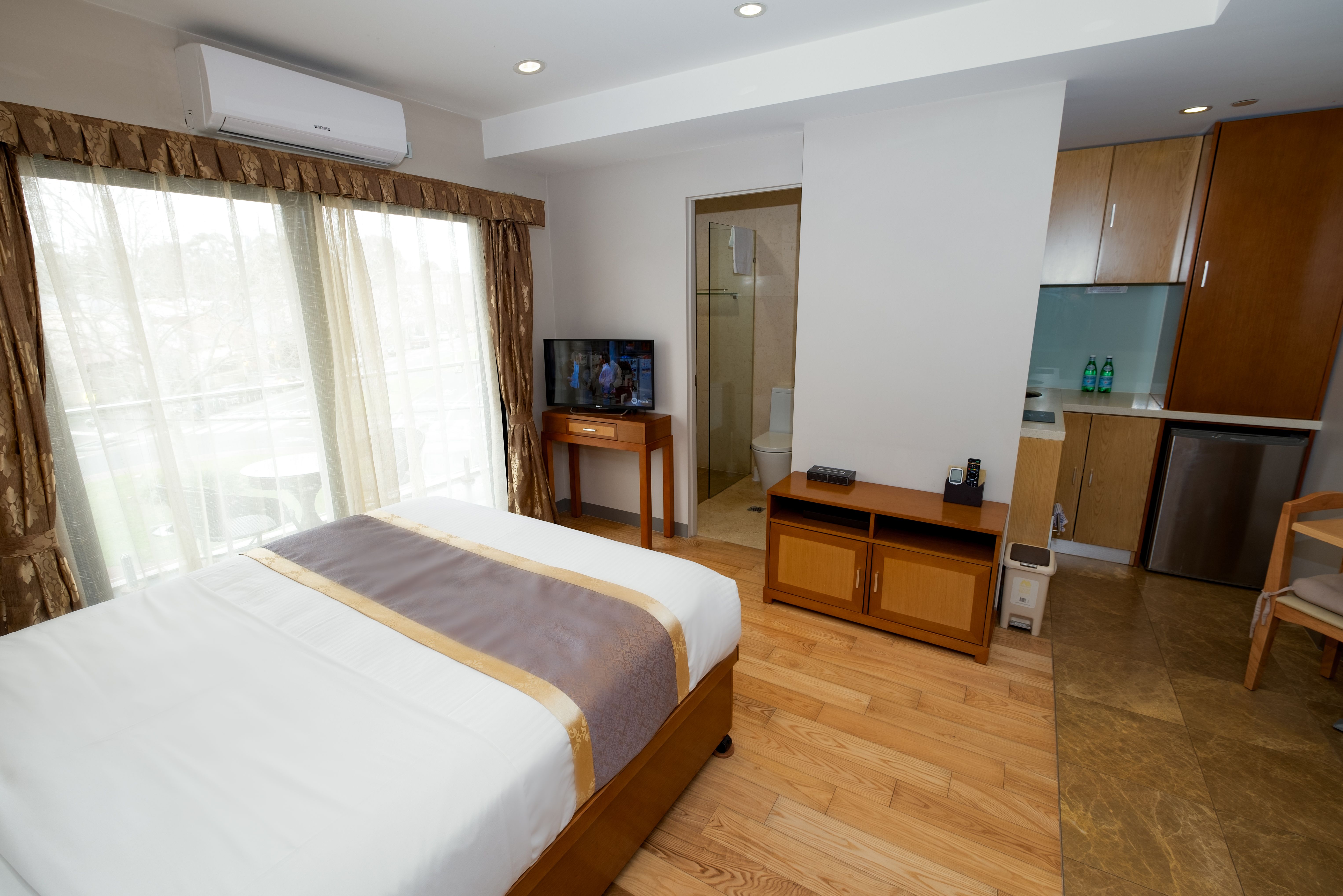 Studio Apartment with Balcony  - 2 nights deal