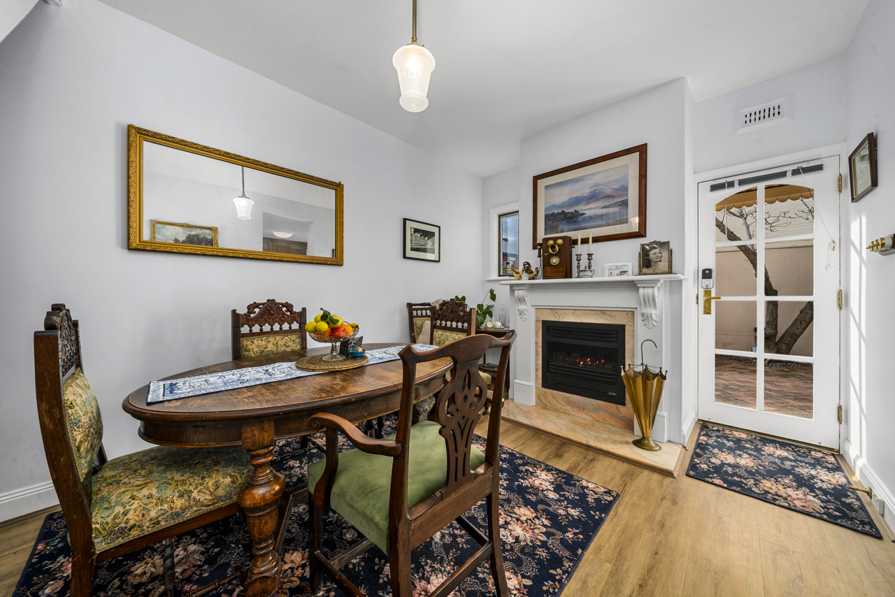 Coopers Cottage Battery Point