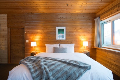 6-bed suite with ensuite